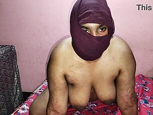 makeup guy fucks indian model client hard at home