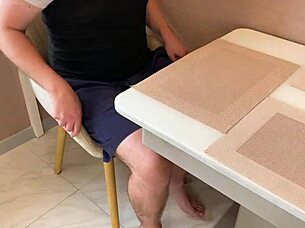 my young teacher had a brazen conversation with me instead of class