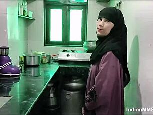 Indian Muslim Couple Hot Wife in Burqa Fucked in Kitchen