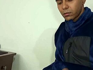 i find my friend masturbating outdoors and help him out