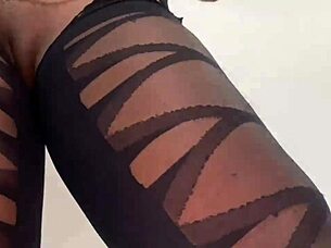 Sexy Solo Dancing And Gentle Masturbation Session