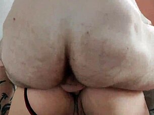 I couldn't resist eating my girlfriend's stepmother's big ass and pussy