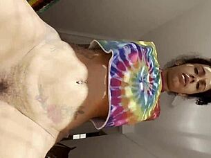 ninfta safada deu uma mamada molhada e fode na rede