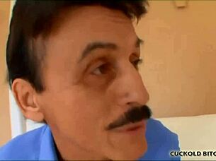 Watch while i get pounded by a total stranger 😈