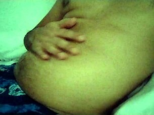 shikari208 strokes his cock for ultimate pleasure, intriguing handjob session