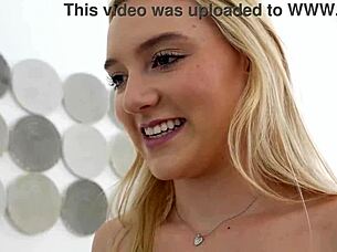 Star QB Prepares For Big Game With Cheerleader