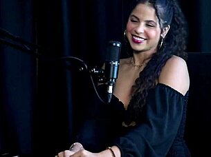 Sweet Karolzinha Dances Sensually Outdoors