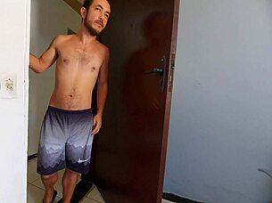 I have desires for my stepmother's husband, wanting to ride his big cock bareback