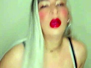 Siendo Transexual Por Un Día Y Me Masturbo