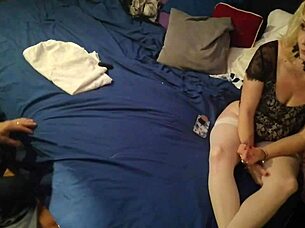 my compilation of eatin pussy with squirting blondes