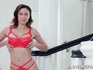 She Wants It Hard So I Go Fuck Her Face