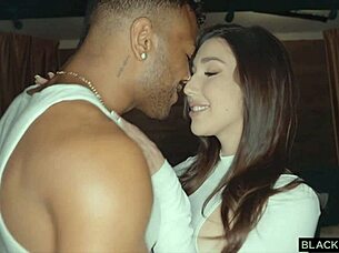 Lisa Belys Gets Intense Bbc Workout