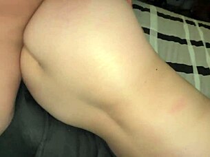 I'm Fucking the Neighbor While Her Husband Works, It's So Good