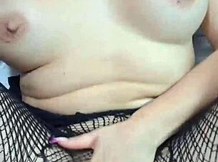 This Colombian Milf With Big Ass Gets A Huge Cock In Her Pussy And Mouth, Moaning Deliciously On All Fours.