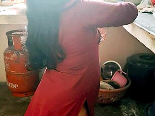 indian desi bhabhi made sex with a bitch