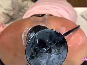 Check Out This Shemale With Extreme Inflatable Plug! 😍