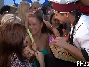 Sex addiction support groups turn into rough group action with dancing and striptease