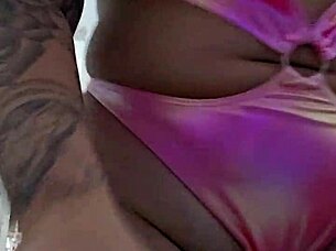 Miniskirt Flashing Makes Guys Hard In Usa