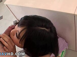 Kana Matsu трахает азиатскую сучку в JAV