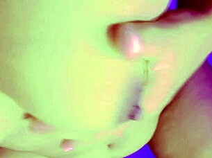 School girl show cam with boyfriend, water cum outside.