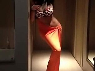 hiffa, the arab shemale, asks, 'want to see what i can do with this?'