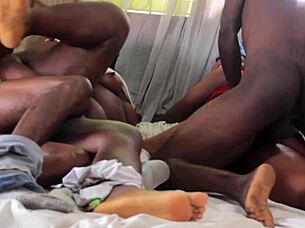 we swing both ways in homemade foursome with big ass