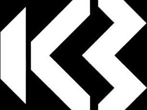 Hot Stepsister Boldly Gives Up Her Ass On Webcam For Neighbors