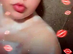 Available in Oakland for thick PAWG meetups 😘