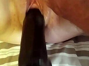 British wife tries BBC dildo for the first time, surprisingly wet