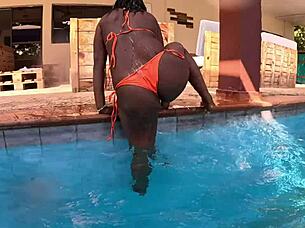 Oh wow, Flower gets her pussy eaten at the pool!