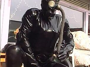 i'm so horny in this shiny rubber outfit, xxl size 😍