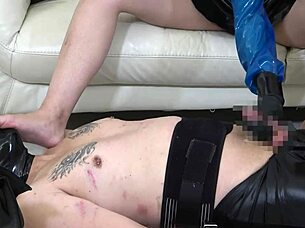 Japanese Femdom Yuen Facesitting And Edging Handjob