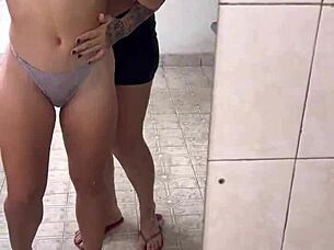 caught my stepsister masturbating, now she's gonna cum with me 😈