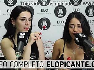 bisexual lesbians kiss and play with lollipop