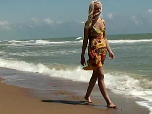 Gorgeous Teen Bathes In The Ocean