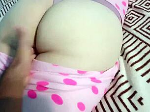 Stepsister sleepover turns into hard fucking.