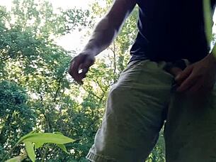 guy jerks off publicly at park, cum everywhere, hopes unseen