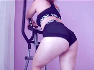 Fucked And Finished Off The Big Ass Of A Cute Girl While She Was Doing Sports