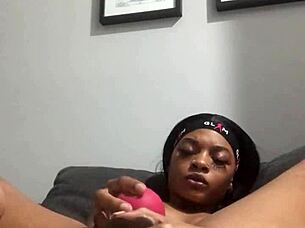 kashofficials, show tight hairy pussy up close?