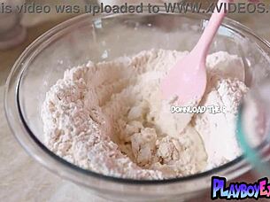 brazen teen reveals her body