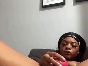 kashofficials, show tight hairy pussy up close?