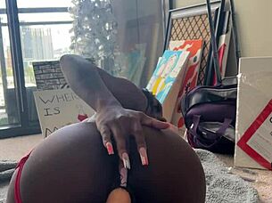 Ebony Struggles with Fuck Machine