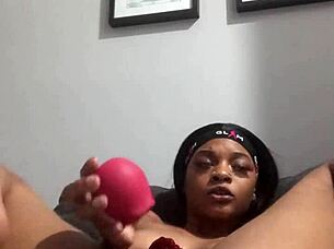 kashofficials, show tight hairy pussy up close?