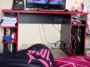 peguei mulher do amigo enquanto trabalha com big natural tits redhead homemade 😘❤️