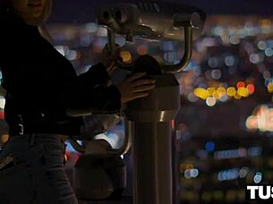 Riley Steele Experiences Intense Pleasure In Anal Creampie Scene