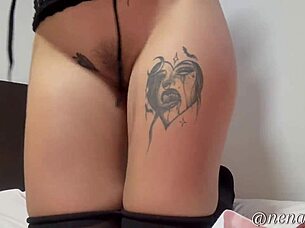 i'm elizabettracy, masturbatin' with a cucumber in my ass and pussy