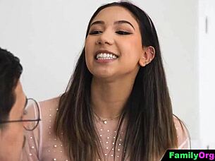 School Teen Fucks Stuck Father in Kitchen?