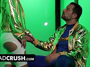 Innocent Girl In Fallout Parody Gets Deepthroat And Fucking In Costumes