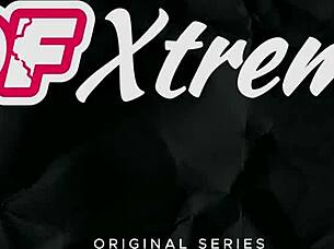 작은 비앙카, 큰 흑인 자지에 위로받고 수줍게 딥스로트 😍