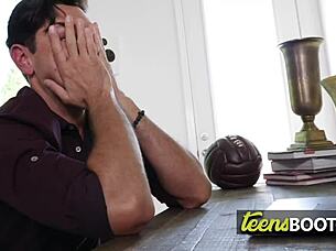 sarah wakes her horny master and sucks his big cock